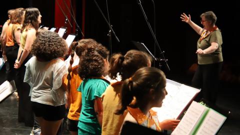 Embedded thumbnail for Festival general de agrupaciones (Fin de curso 2024-25 de la UP)