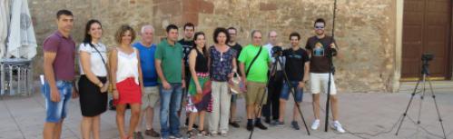 Beatriz Labián junto al equipo de grabación del cortometraje