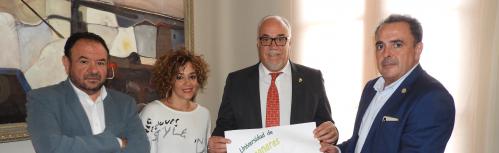 Presentación de la campaña informativa de la UNED
