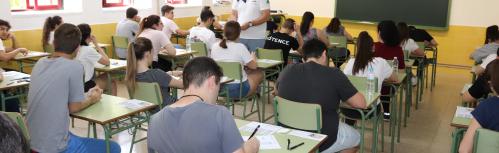 Alumnado manzanareño durante la EvAU