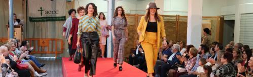 Desfile solidario organizado por Elegance a beneficio de AECC