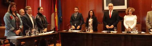 Minuto de silencio en memoria de las víctimas de la violencia machista