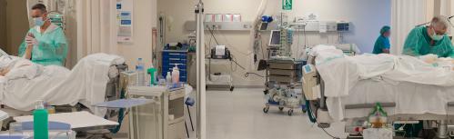 Personal sanitario en un hospital de Castilla-La Mancha