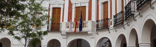 Fachada del Ayuntamiento de Manzanares