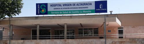 Exterior del hospital de Manzanares en foto de archivo