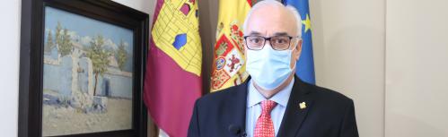 Julián Nieva en el despacho de alcaldía