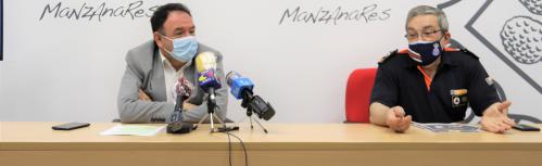 Juan López de Pablo y Miguel Ángel Rodríguez en rueda de prensa