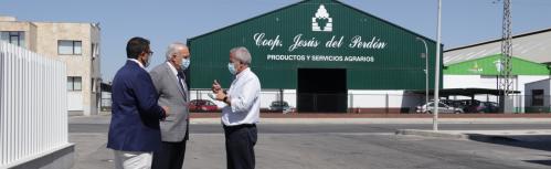 Visita de Julián Nieva a la Cooperativa Jesús del Perdón-Bodegas Yuntero con motivo del inicio de la vendimia 2021