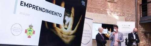 Charla 'Emprender, una alternativa de éxito hacia el empleo' 