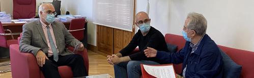 Reunión del alcalde con el presidente y el director de la EC