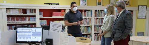 Punto de Inclusión Digital en la biblioteca