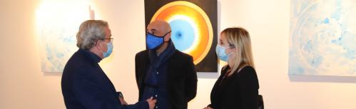 González junto a Candi Sevilla y Laura Carrillo