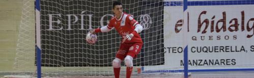 Antonio Navarro en un partido con el Manzanares FS