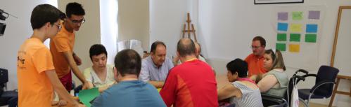 Monitores de Talayot con los participantes