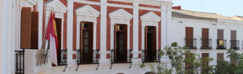 Fachada del Ayuntamiento de Manzanares