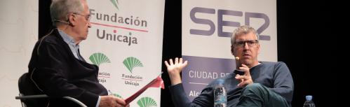 Román Orozco y Guillermo Altares en la conferencia que inauguró el XV Curso de la EC