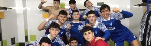 La plantilla del Talleres Arroyo Manzanares FS celebra su victoria frente al Albacete FS 'B'