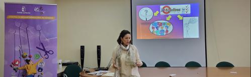 Charla contra la desinformación de género