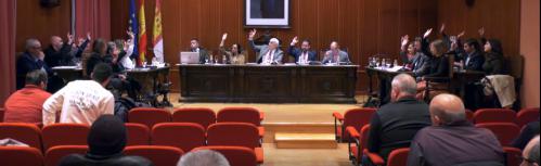 Momento en el que PSOE y PP aprueban la moción socialista