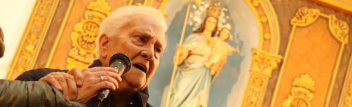 Actividad 'Las personas mayores con la Virgen de la Paz'