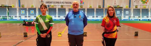 Almudena Barbas (CD Manzarco) en el campeonato de España en sala 2023-24