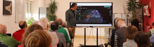 Charla sobre ciberseguridad en el Centro de Mayores
