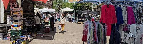 Mercadillo municipal de los viernes