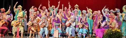 Coro de los Estudiantes en el Gran Teatro de Manzanares