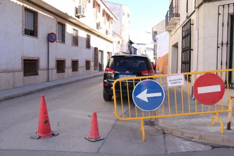 Obras del entorno del Gran Teatro_ corte calle Obispo Carrascosa con Álvarez de Sotomayor