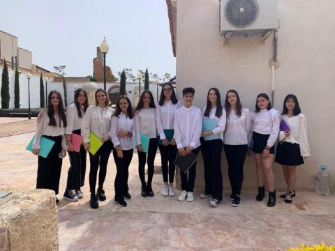 Coro de voces blancas de Mansil Nahar
