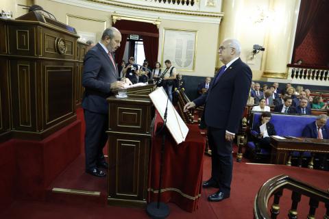 Toma de posesión de Julián Nieva en el Senado