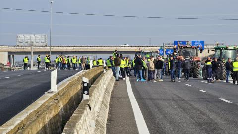 Imagen de la A4 poco antes de las 10 de la mañana a la altura del kilómetro 171