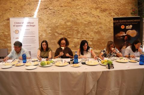 Reunión jurado 36º Concurso calidad de queso manchego Fercam 2026