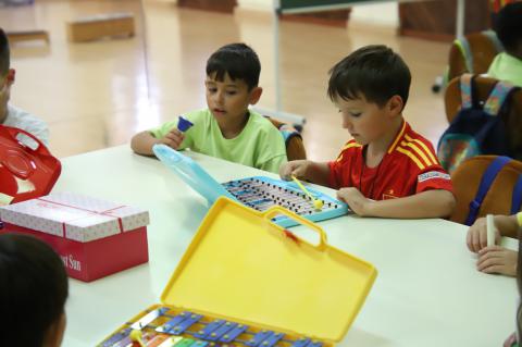 Inicio de la escuela de verano 2026 (mes de julio)