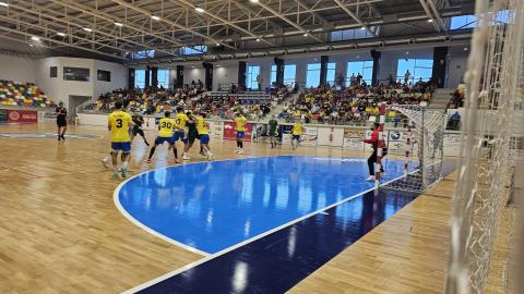 Jugada del partido entre Caserío y Rebi Cuenca