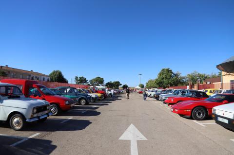 XIII Encuentro de coches clásicos de Manzanares