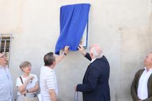 Descubrimiento de la placa cerámica 'Las Eras del Castillo'