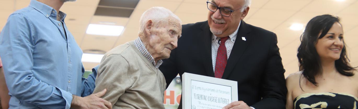 Comida homenaje a las personas mayores 2026